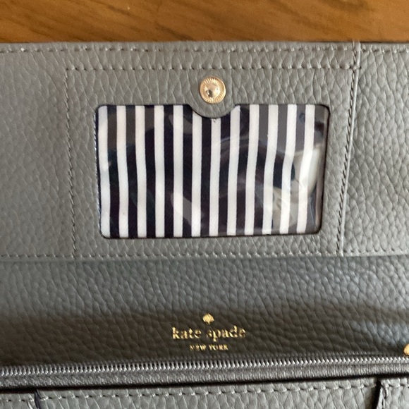 KATE SPADE JACKSON STREET MALORIE WRISTLET WALLET - Picture 5 of 13